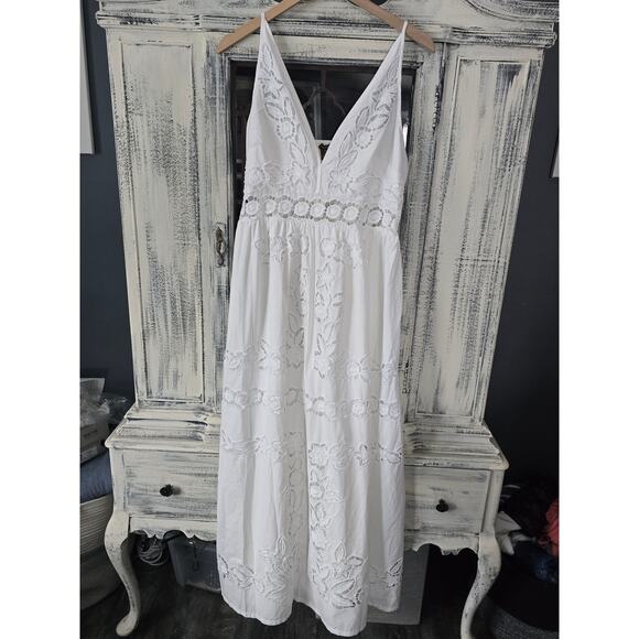 NWT Vineet Bahl White Floral Cutwork Midi Dress - XL - Picture 4 of 4